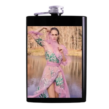 Amber Valletta Hip Flask