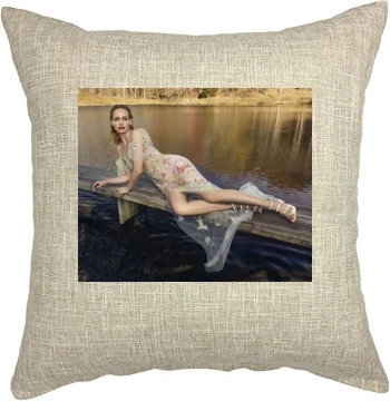 Amber Valletta Pillow