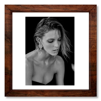 Anja Rubik 12x12