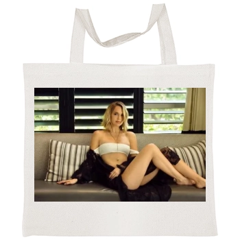 Arielle Kebbel Tote