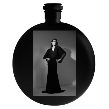 Aubrey Plaza Round Flask