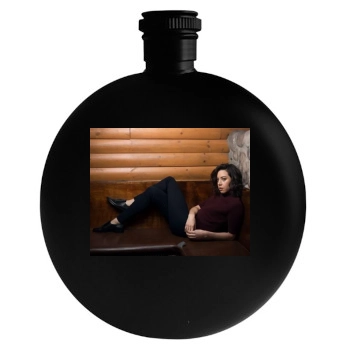 Aubrey Plaza Round Flask