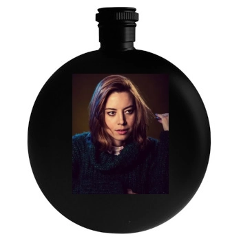 Aubrey Plaza Round Flask