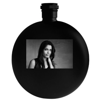 Freida Pinto Round Flask