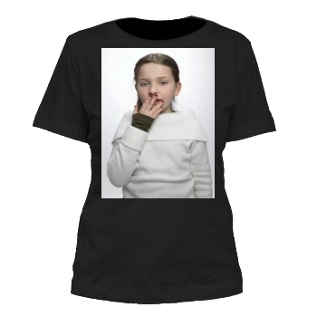 Abigail Breslin Women's Cut T-Shirt