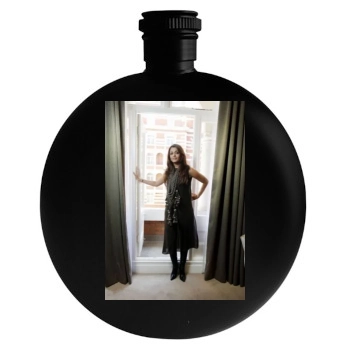 Aishwarya Rai Round Flask