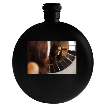 Aishwarya Rai Round Flask