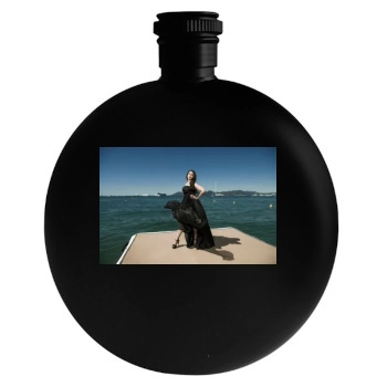 Aishwarya Rai Round Flask