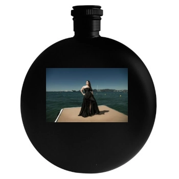 Aishwarya Rai Round Flask