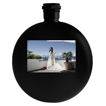 Aishwarya Rai Round Flask