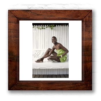 Alek Wek 6x6