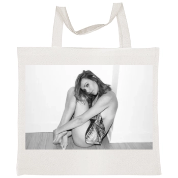 Arielle Kebbel Tote