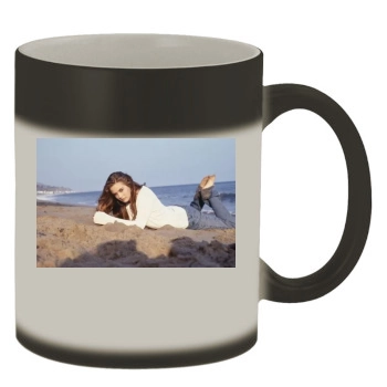 Alicia Silverstone Color Changing Mug