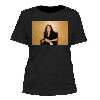 Amanda Peet Women's Cut T-Shirt