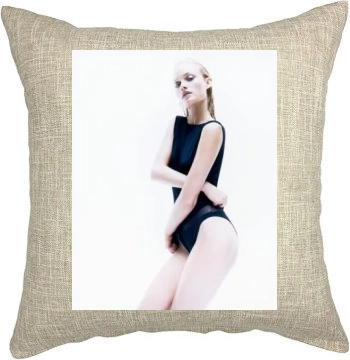 Amber Valletta Pillow