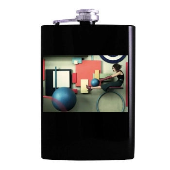 Amber Valletta Hip Flask