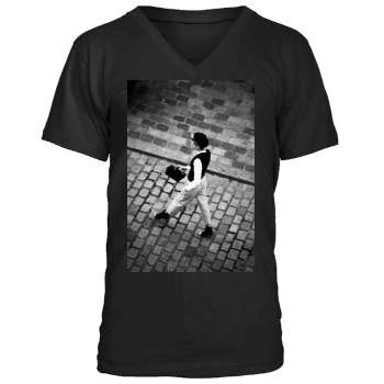 Anja Rubik Men's V-Neck T-Shirt