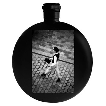 Anja Rubik Round Flask