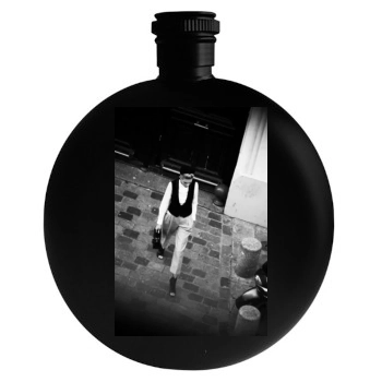 Anja Rubik Round Flask