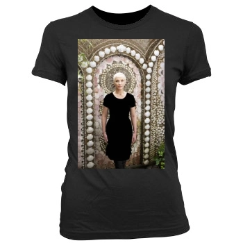 Annie Lennox Women's Junior Cut Crewneck T-Shirt