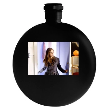 Sarah Michelle Gellar Round Flask