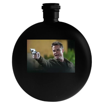 Shane West Round Flask