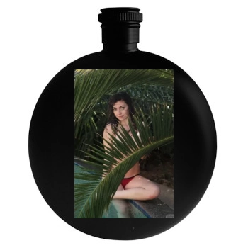 Gillian Barnes Round Flask