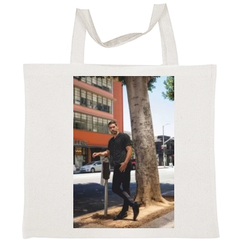 Tom Ellis Tote