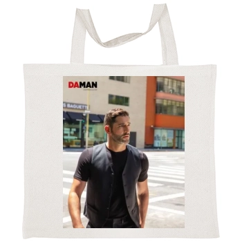 Tom Ellis Tote