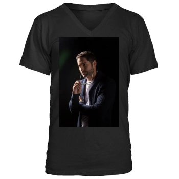 Tom Ellis Men's V-Neck T-Shirt