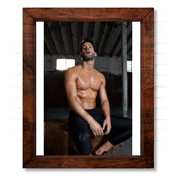 Tom Ellis 14x17