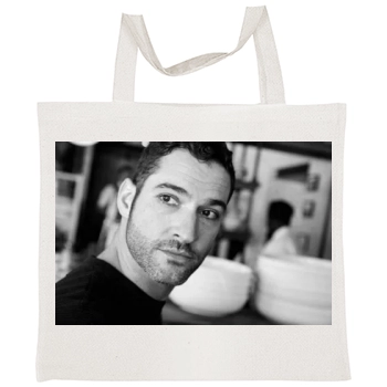 Tom Ellis Tote