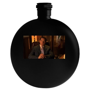 Steve Guttenberg Round Flask