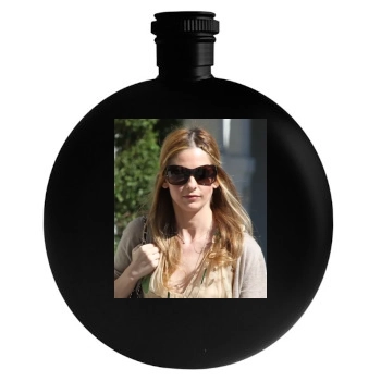 Sarah Michelle Gellar Round Flask