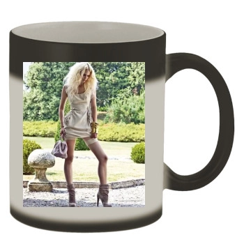 Anna Tunhav Color Changing Mug