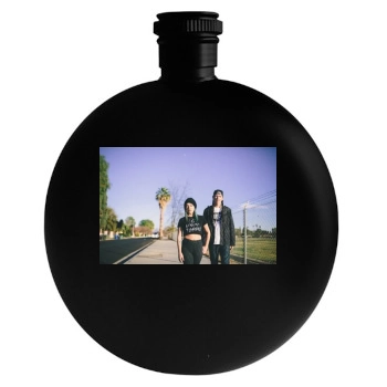 Gavlyn Round Flask