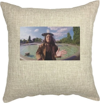 Gavlyn Pillow