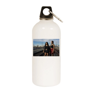 Gavlyn White Water Bottle With Carabiner