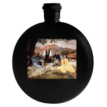 Gene Kelly Round Flask