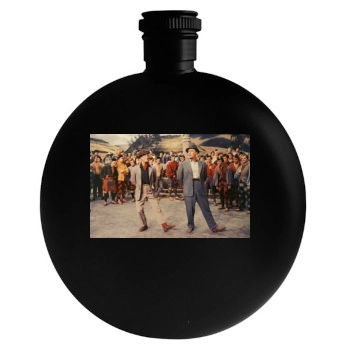 Gene Kelly Round Flask