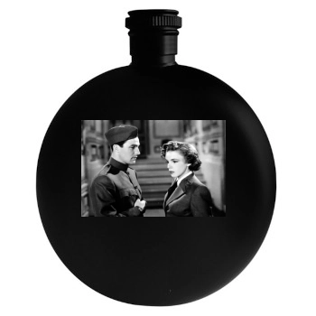 Gene Kelly Round Flask