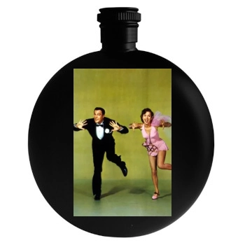 Gene Kelly Round Flask