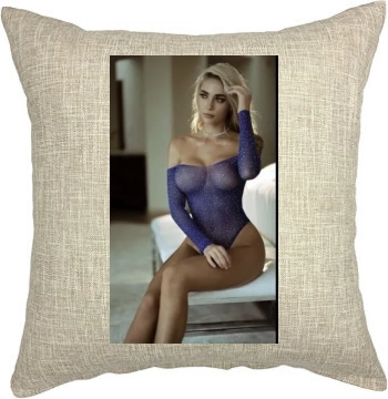 Summer Soderstrom Pillow