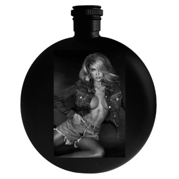 Summer Soderstrom Round Flask