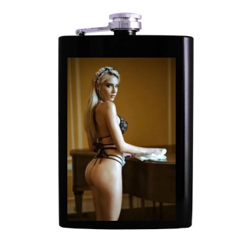 Summer Soderstrom Hip Flask