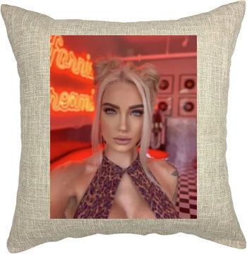 Summer Soderstrom Pillow