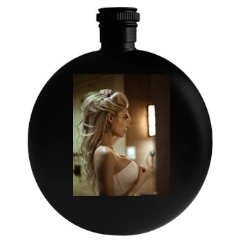 Summer Soderstrom Round Flask