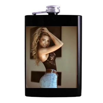 Summer Soderstrom Hip Flask