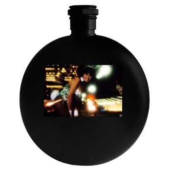 Gwen Wong Round Flask