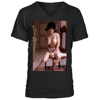 Gwen Wong Men's V-Neck T-Shirt